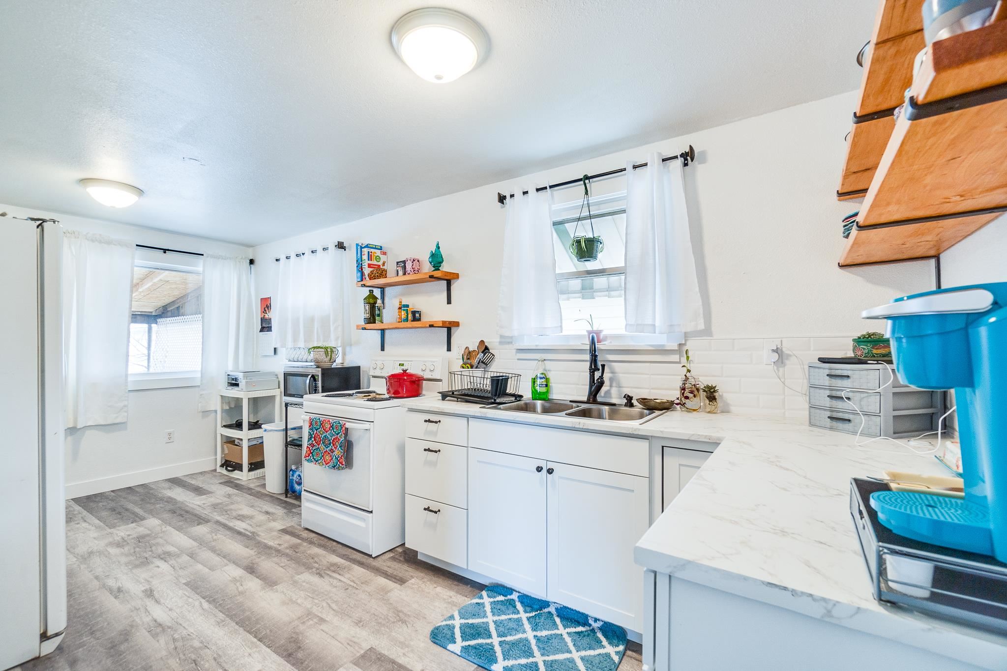 4924 North Stone Street Spokane, WA 99207 - Photo 8 of 21
