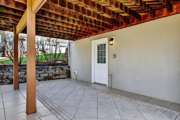 $585,000 | 208 Claybrook Drive, Waynesboro, VA 22980