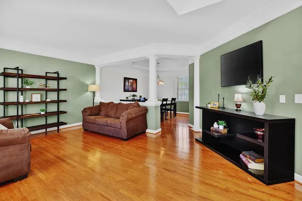 $585,000 | 208 Claybrook Drive, Waynesboro, VA 22980