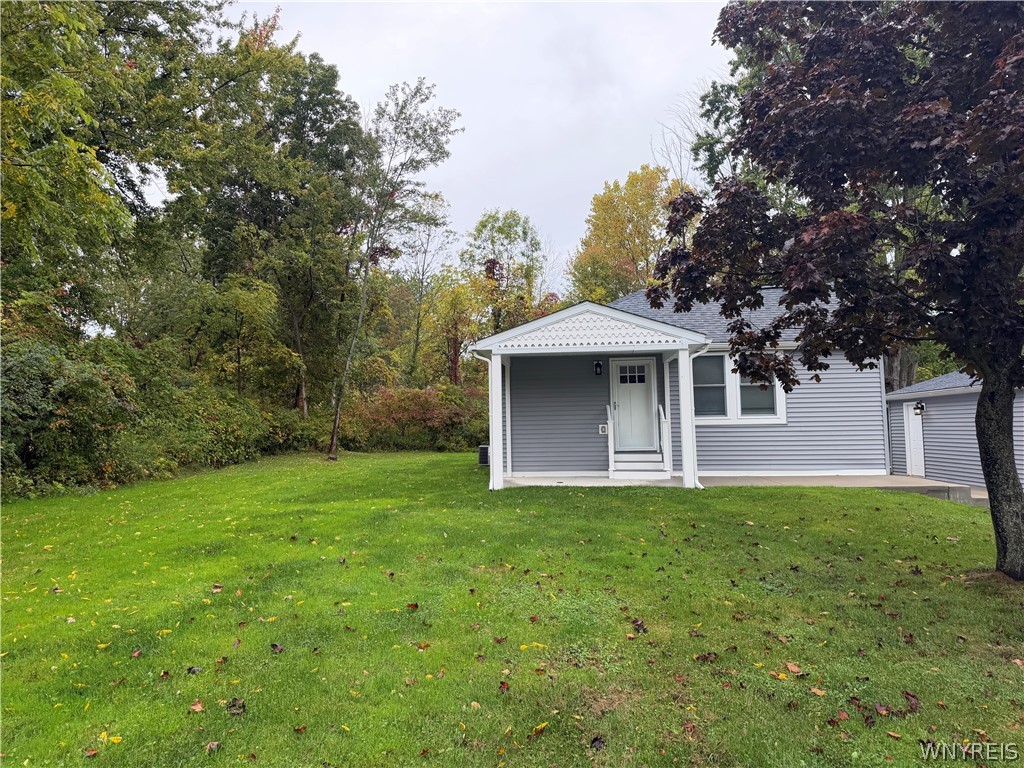 9490 Erie Road Evans, NY 14006 - Photo 2 of 17 Gallery Image 2