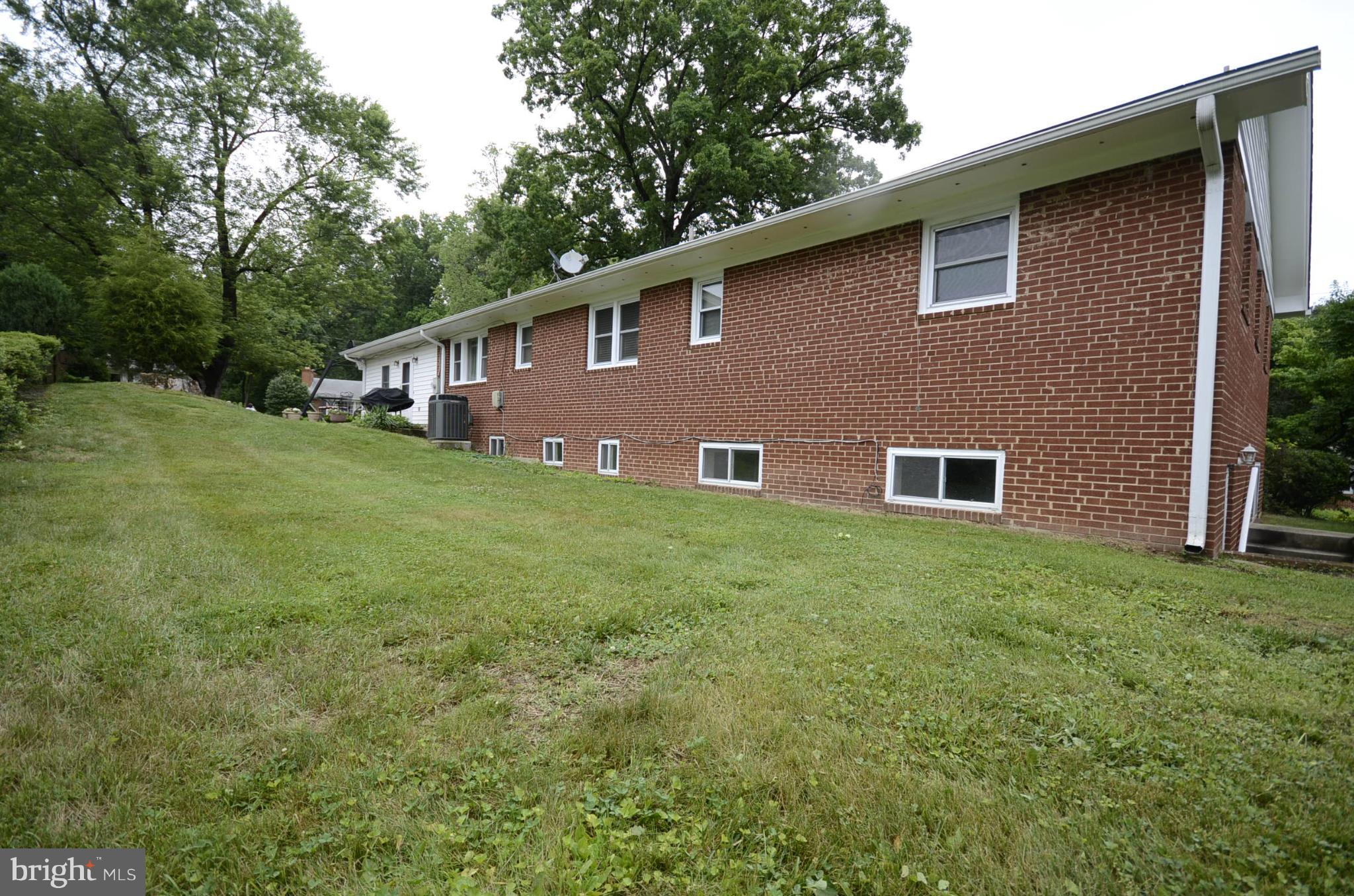 10712 Meadowhill Road Silver Spring, MD 20901 - Photo 2 of 21 Exterior (Rear)