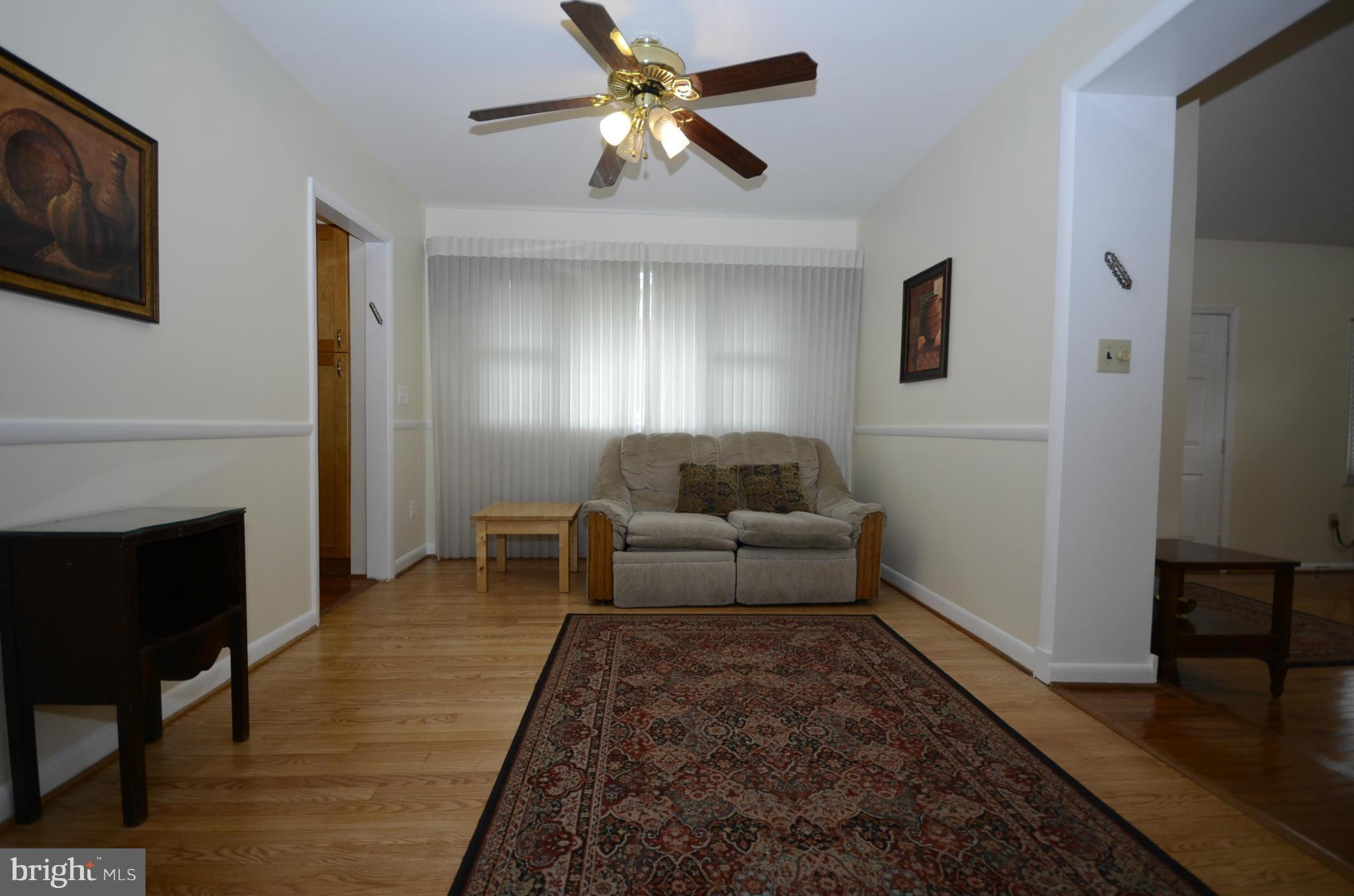 10712 Meadowhill Road Silver Spring, MD 20901 - Photo 13 of 21 Family Room