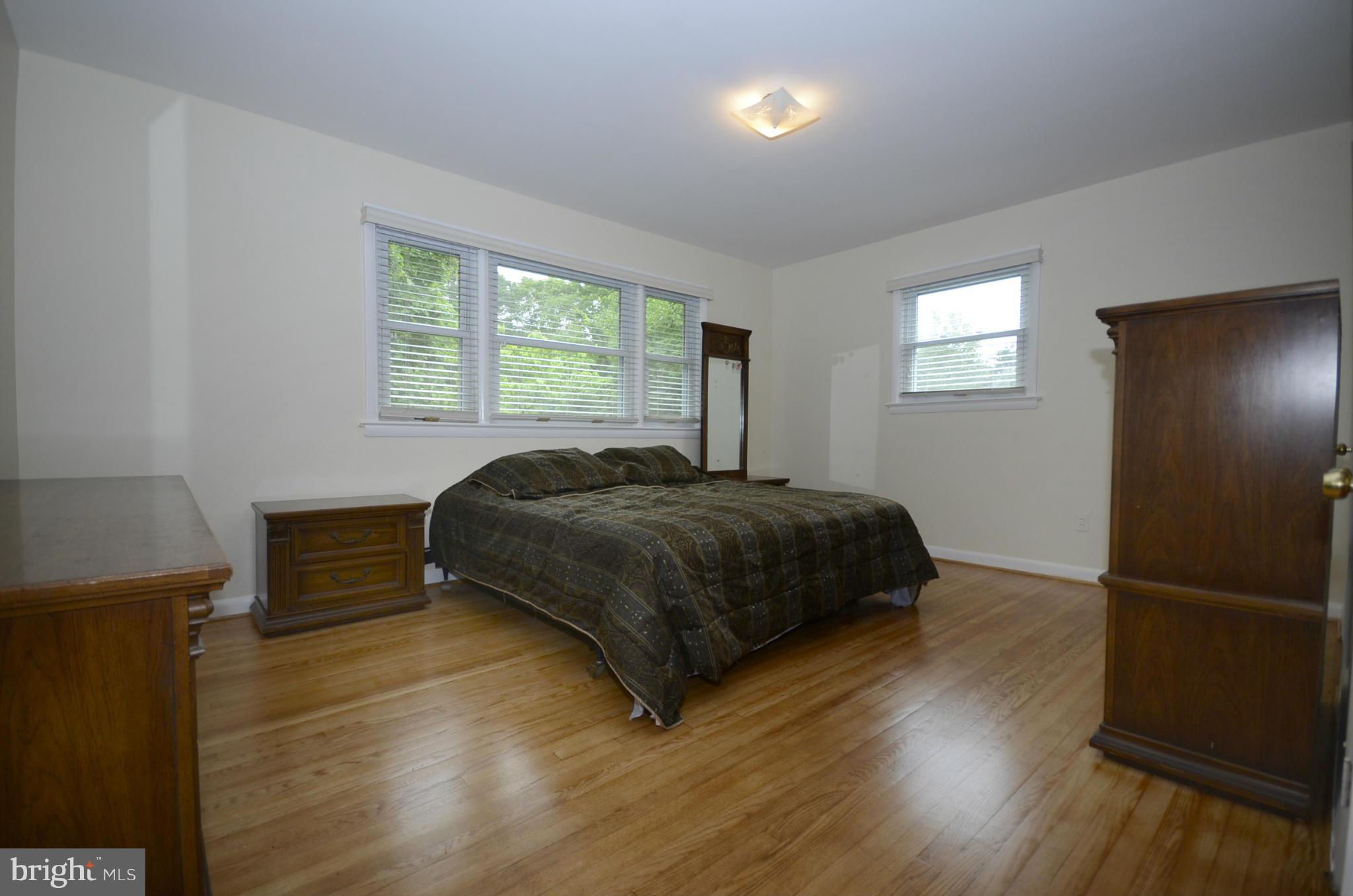 10712 Meadowhill Road Silver Spring, MD 20901 - Photo 16 of 21 Bedroom (Master)