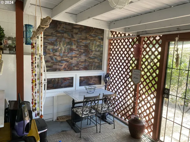 $285,500 | 792 Clone Street, Yoncalla, OR 97499