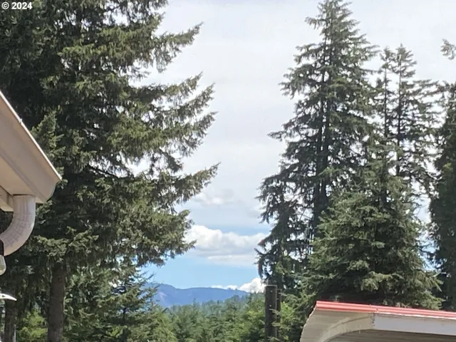 $285,500 | 792 Clone Street, Yoncalla, OR 97499