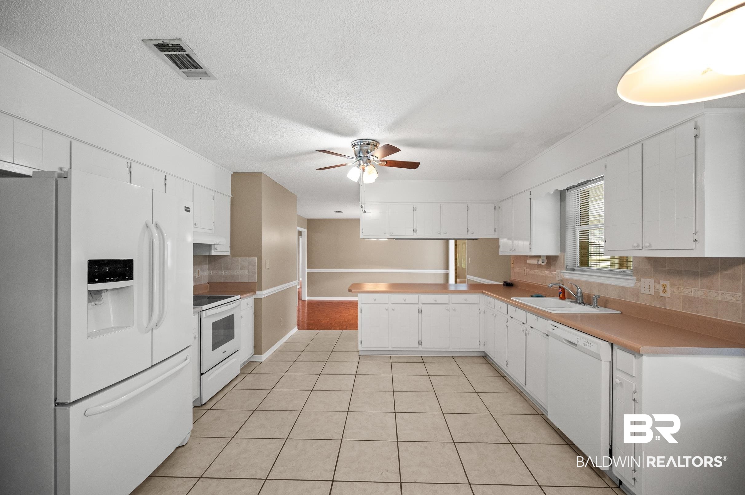 9243 Lakeview Drive Foley, AL 36535 - Photo 13 of 54