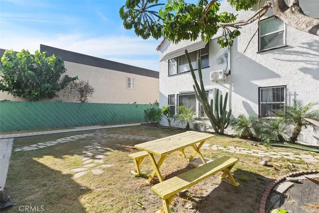 $2,200,000 | 1861 Pacific Avenue, Long Beach, CA 90806