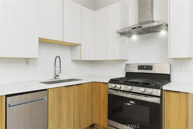 $2,200,000 | 1861 Pacific Avenue, Long Beach, CA 90806