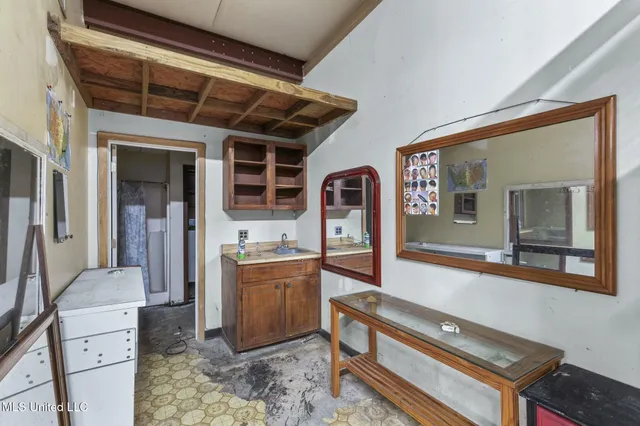 $2,750 | 1030 Greymont Street, Jackson, MS 39202