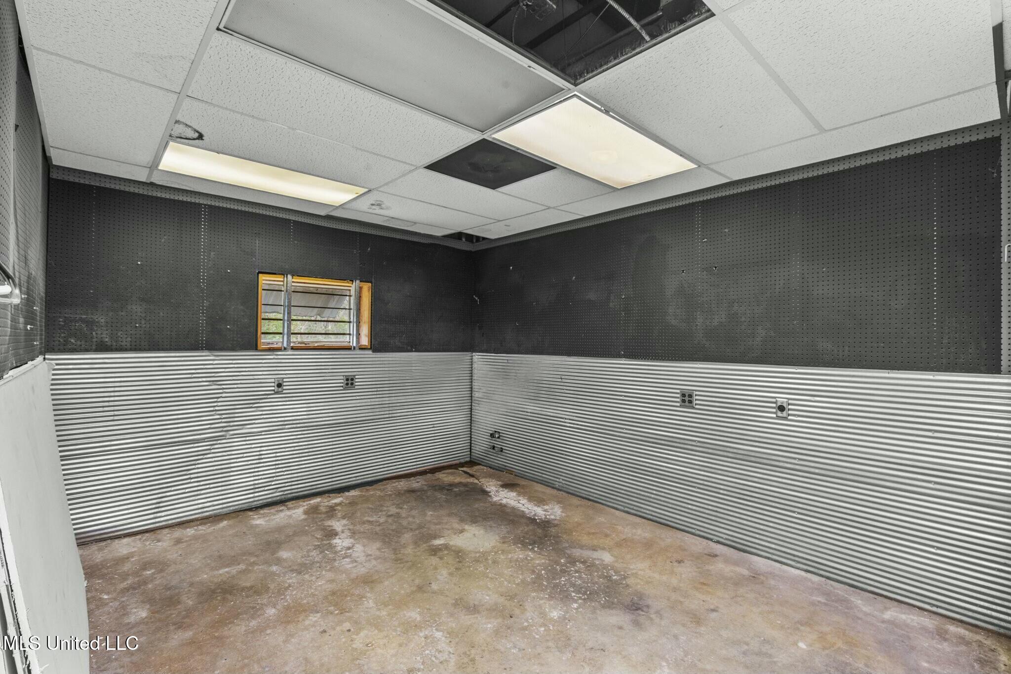 1030 Greymont Street Jackson, MS 39202 - Photo 24 of 33 tempImageNNM6T7