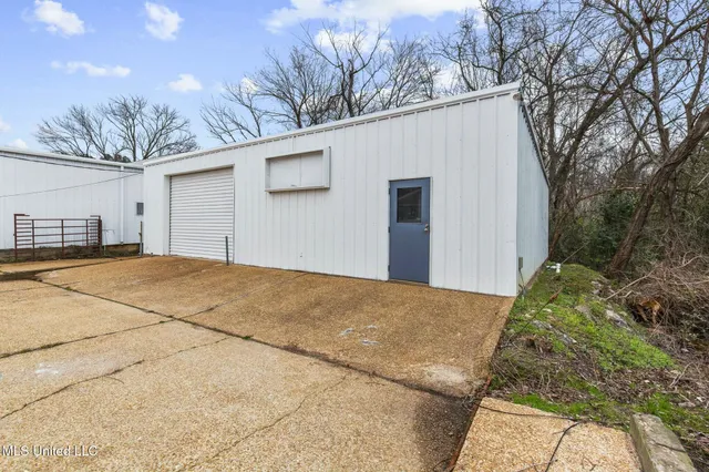 $2,750 | 1030 Greymont Street, Jackson, MS 39202