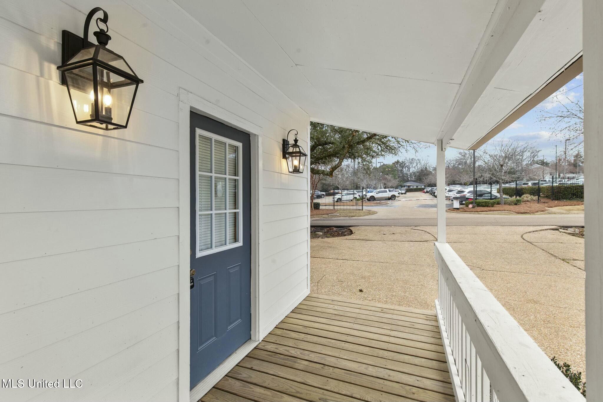 1030 Greymont Street Jackson, MS 39202 - Photo 4 of 33 tempImageFL1EYv