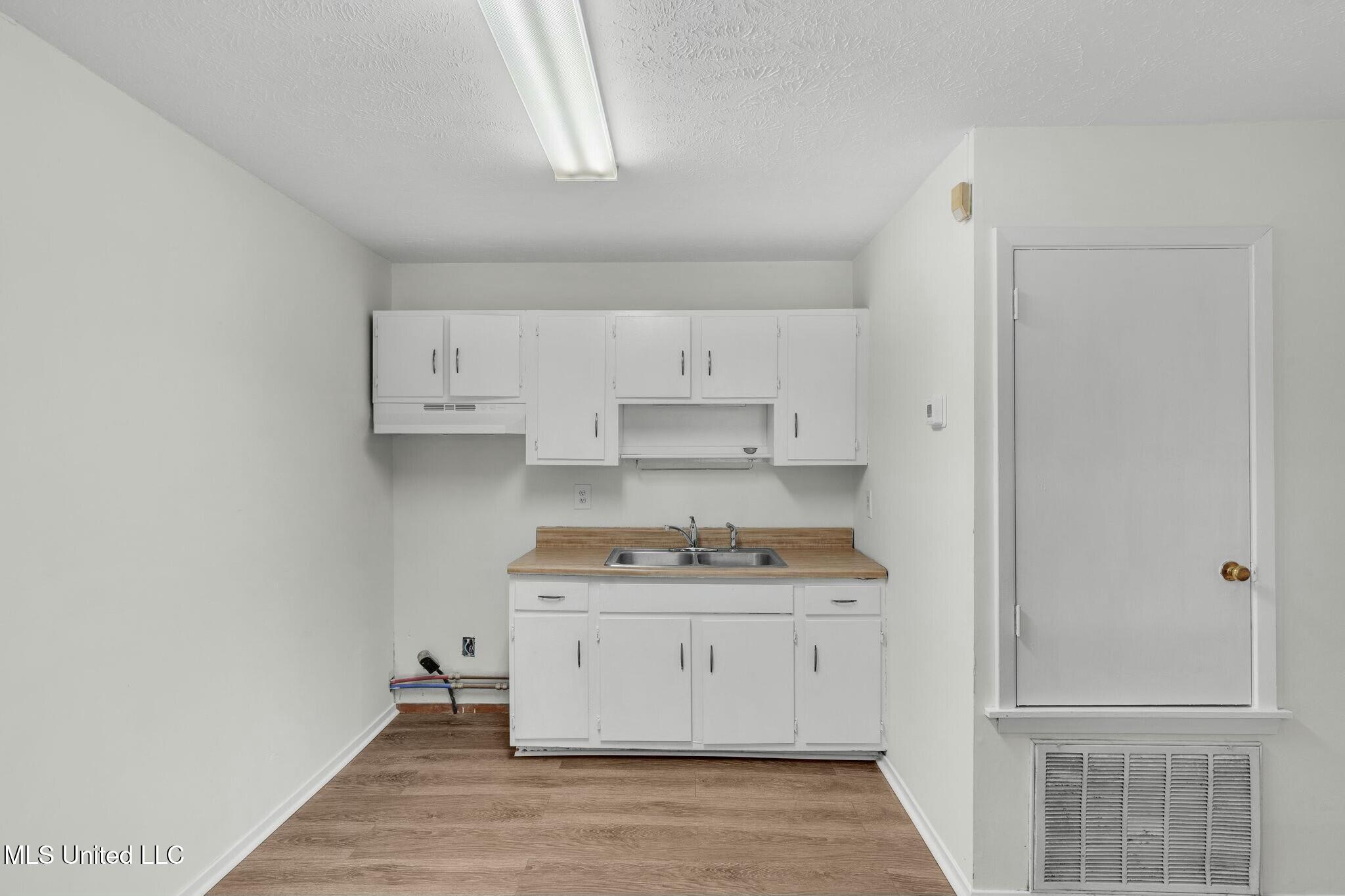 1030 Greymont Street Jackson, MS 39202 - Photo 10 of 33 tempImage7waqen