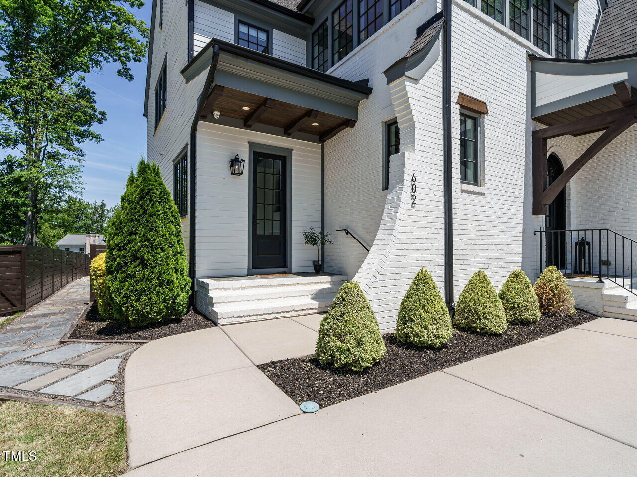 602 Shelley Road Raleigh, NC 27609 - Photo 9 of 64 057-1280x960-side-entry