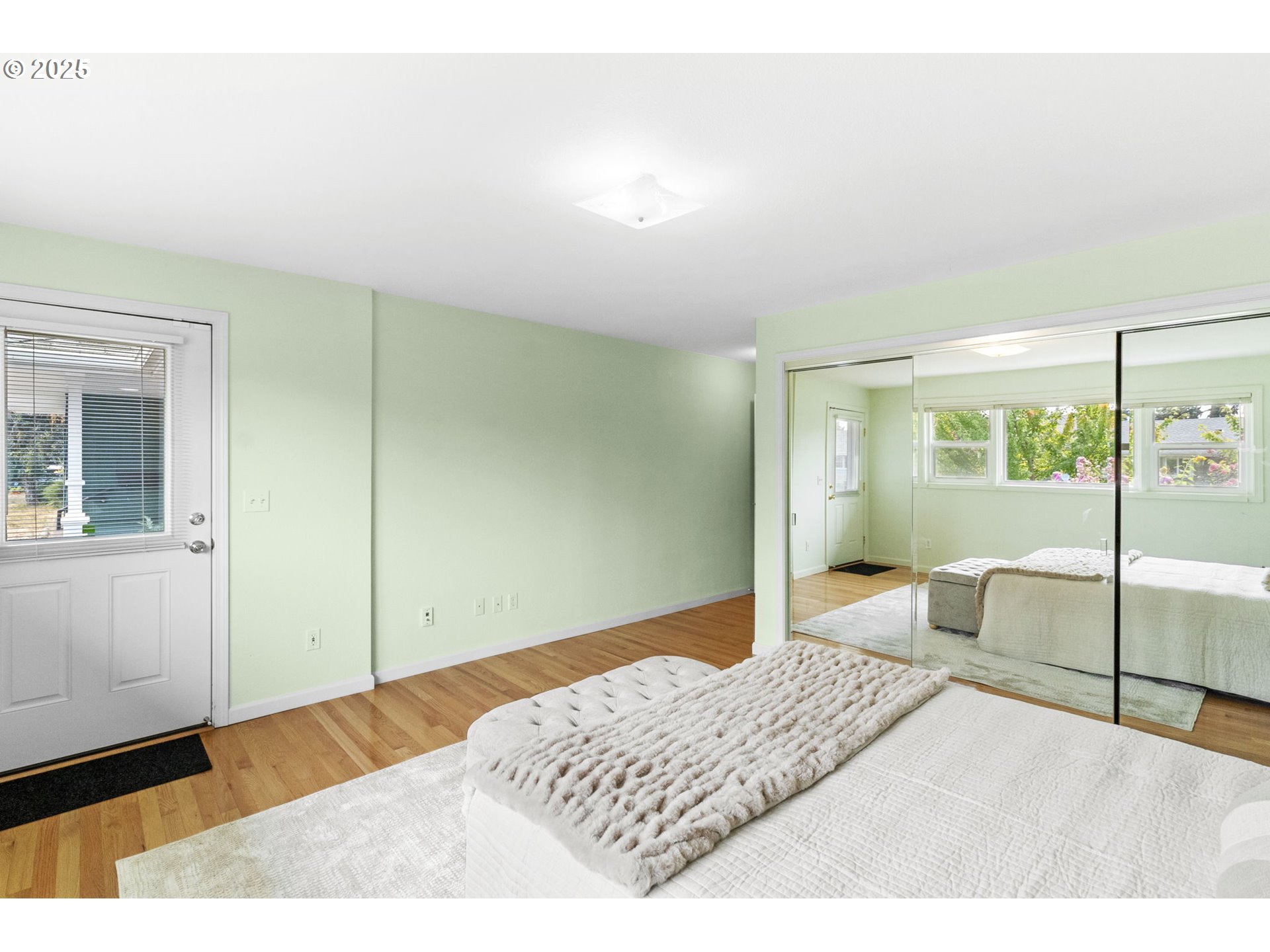 1428 Olympic Street Springfield, OR 97477 - Photo 25 of 46 Bedroom