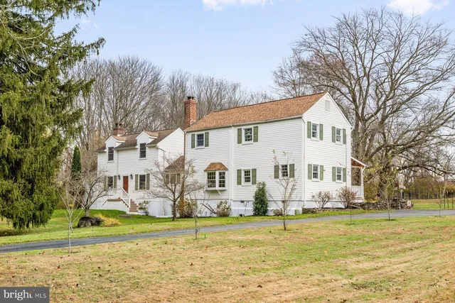 $1,050,000 | 1554 Meadow Lane, Glen Mills, PA 19342