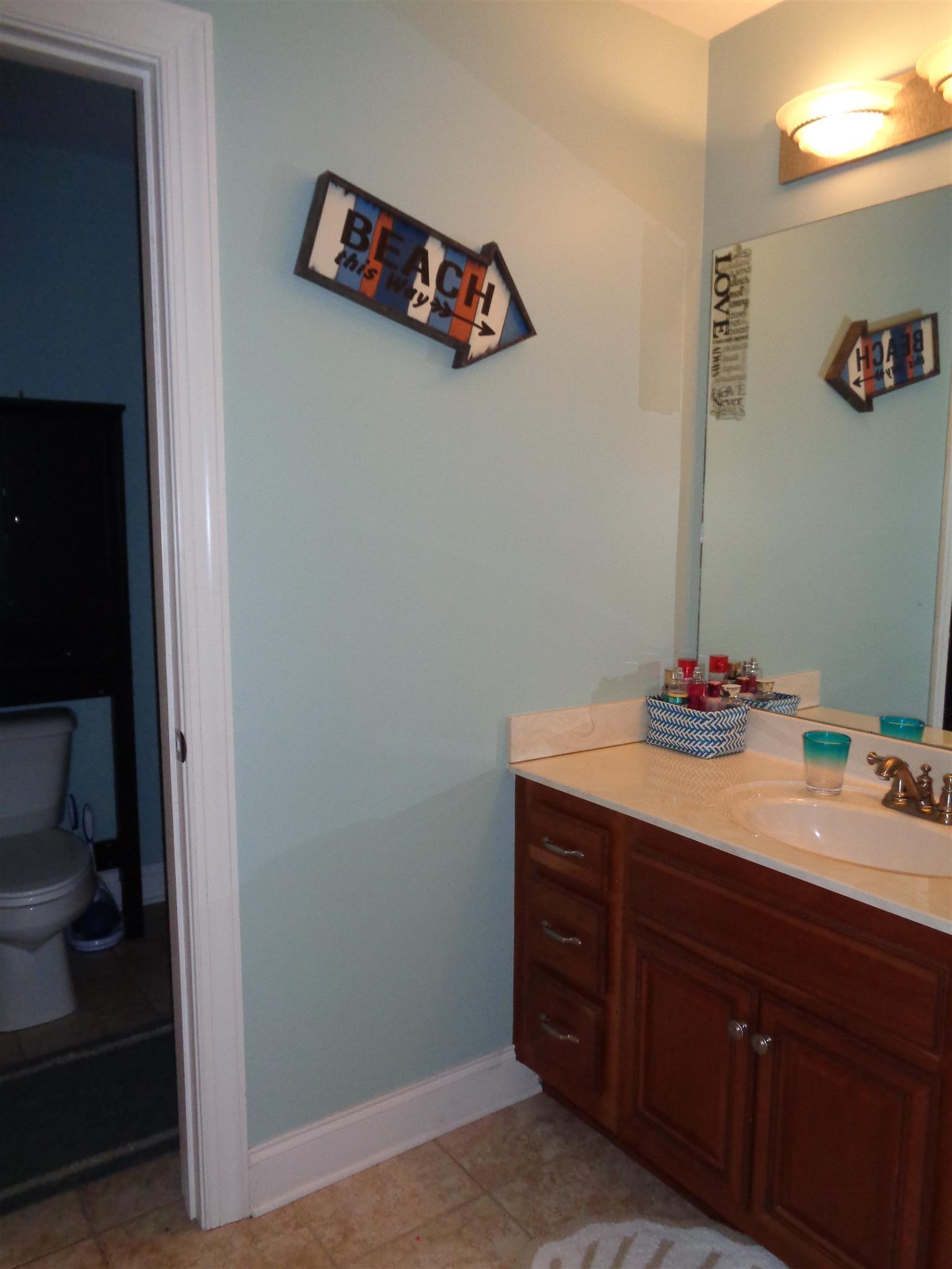 3555 Shores Road Murfreesboro, TN 37128 - Photo 25 of 30 Jack and Jill Bathroom upstairs