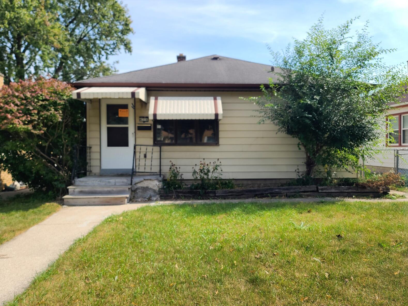 4316 North 73rd Street Milwaukee, WI 53216 - Photo 1 of 1 Front