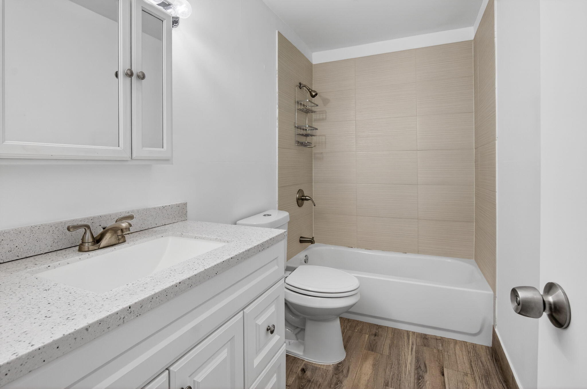 9734 Alaska Circle Boca Raton, FL 33434 - Photo 18 of 25 Hall Bath