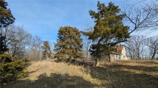 $40,000 | 12326 Southwest Delaware Road, Colony, KS 66015