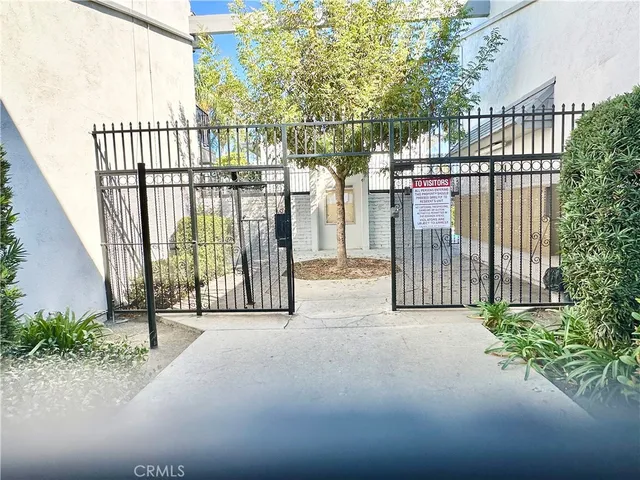 $439,900 | 5500 Ackerfield Avenue, Unit 502, Long Beach, CA 90805