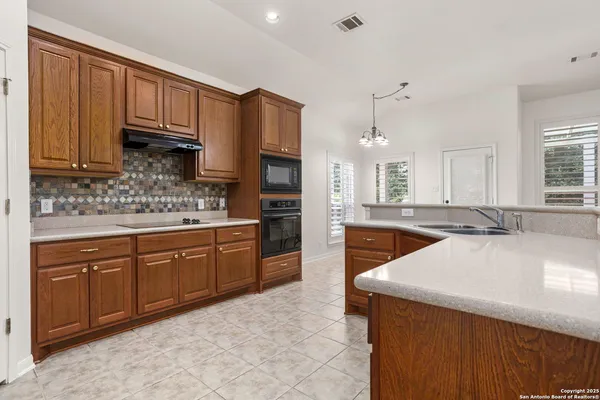 $2,500 | 211 Aster Trail, San Antonio, TX 78256