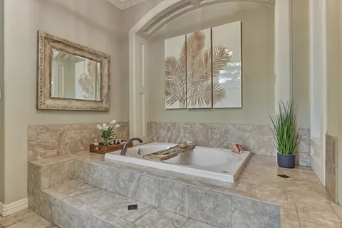 $1,299,900 | 106 Fairwater Drive, Montgomery, TX 77356
