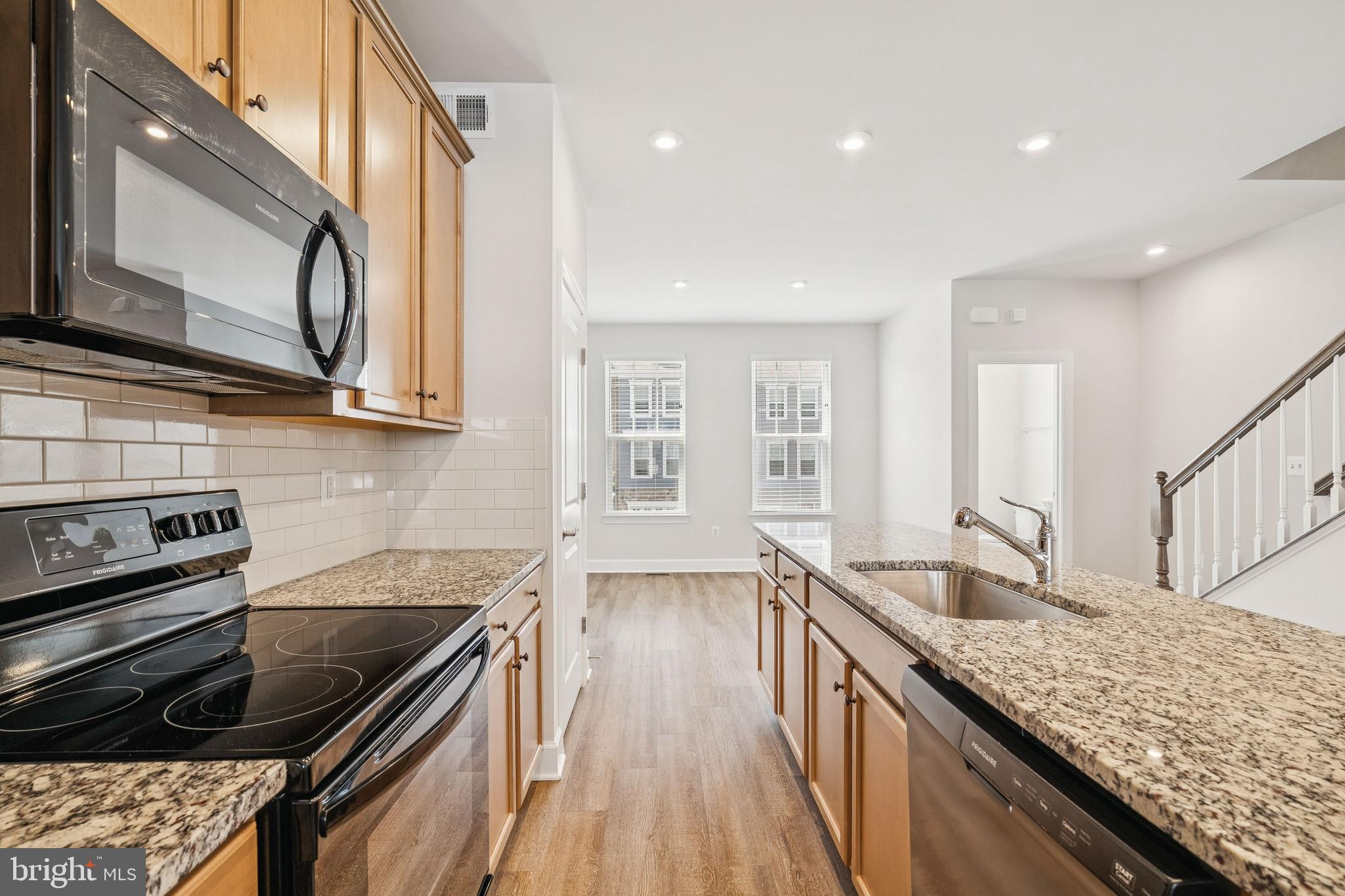 10721 Shadewell Spring Way Manassas, VA 20112 - Photo 14 of 40