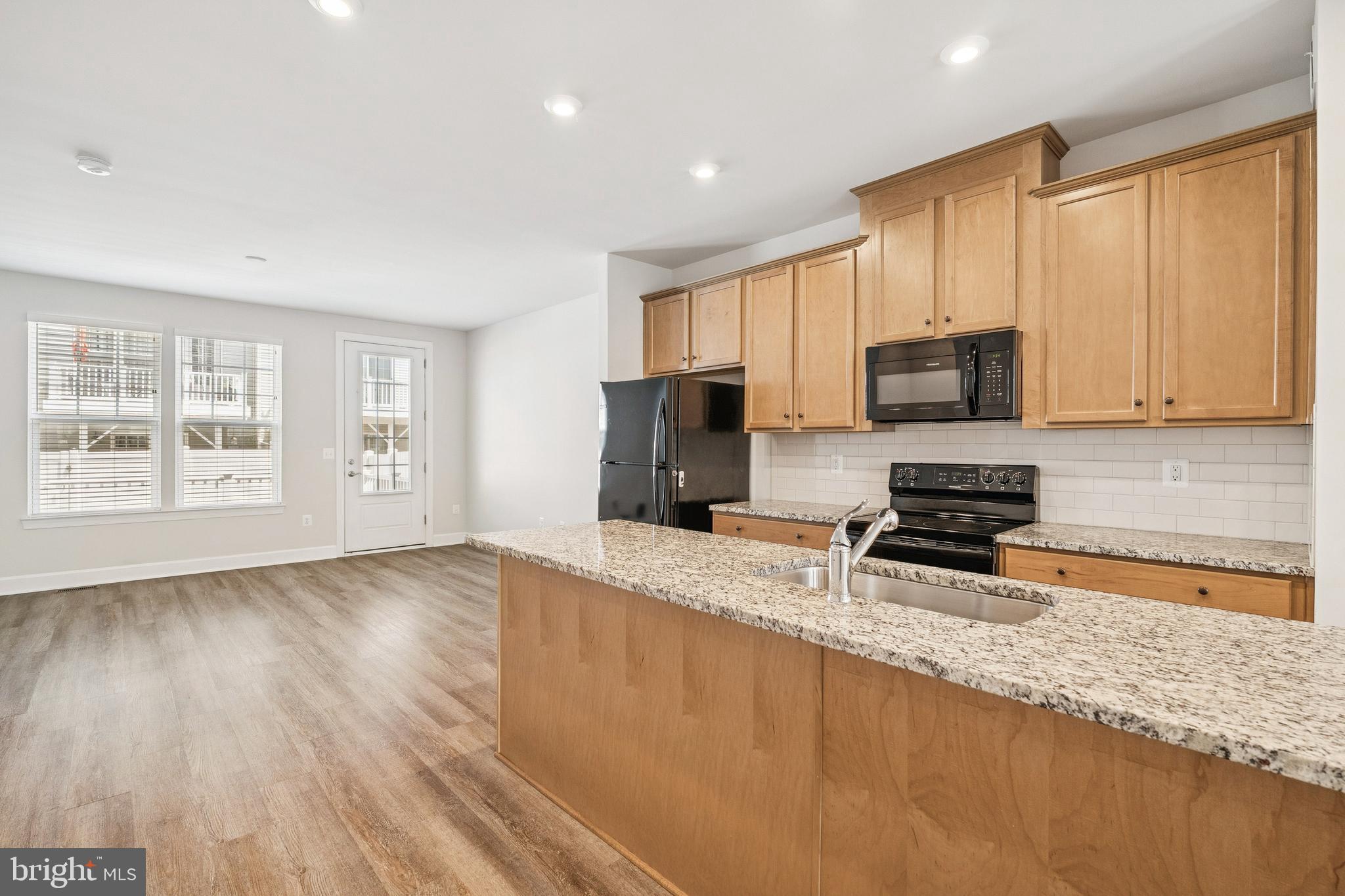 10721 Shadewell Spring Way Manassas, VA 20112 - Photo 16 of 40