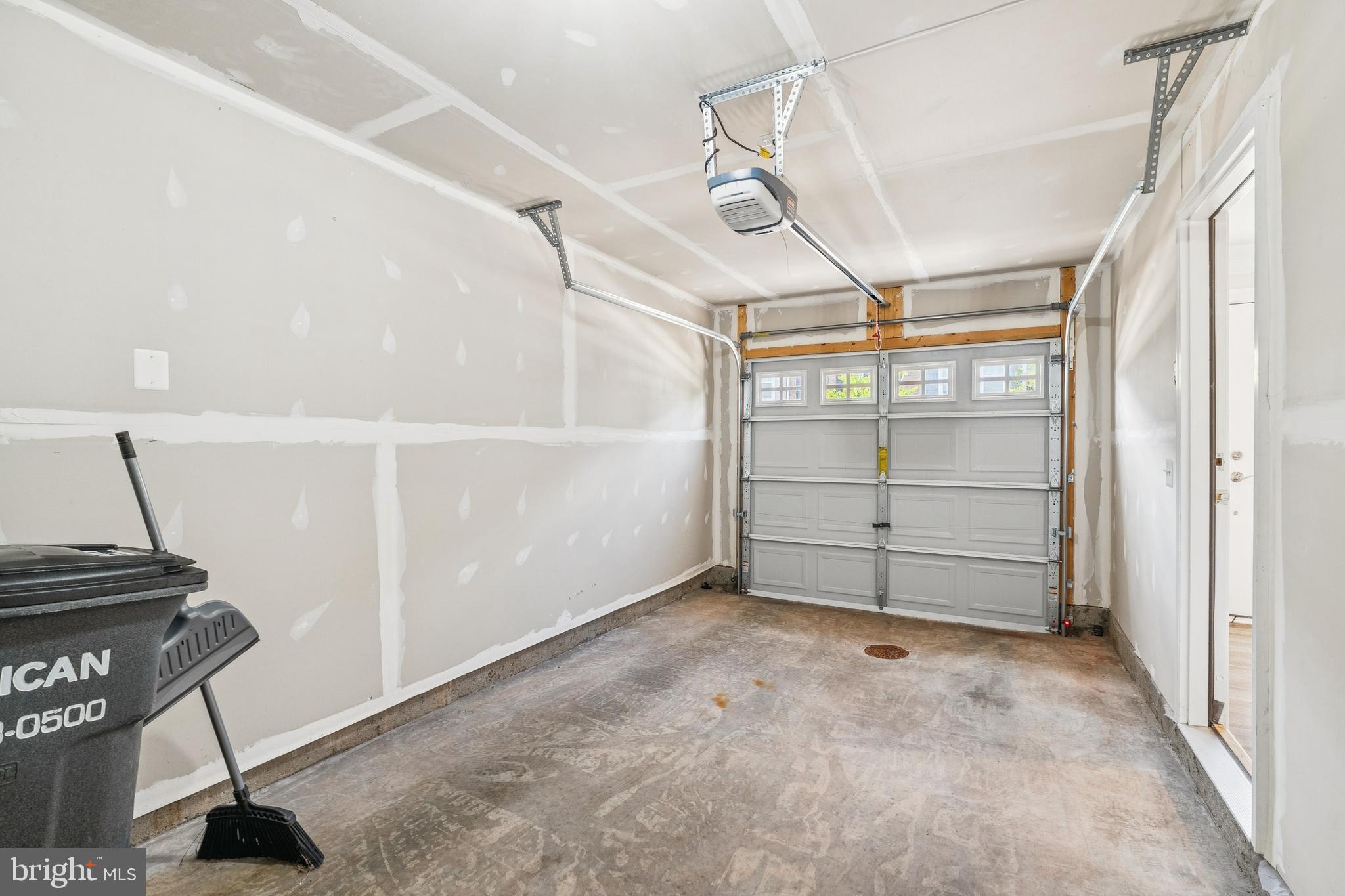 10721 Shadewell Spring Way Manassas, VA 20112 - Photo 33 of 40