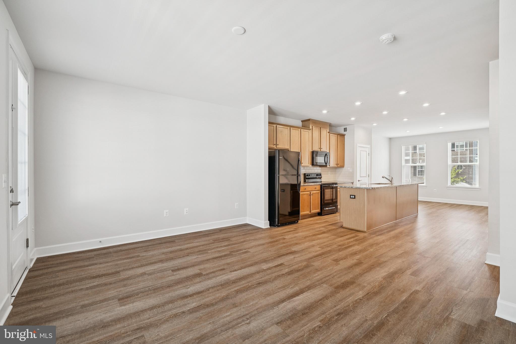 10721 Shadewell Spring Way Manassas, VA 20112 - Photo 10 of 40