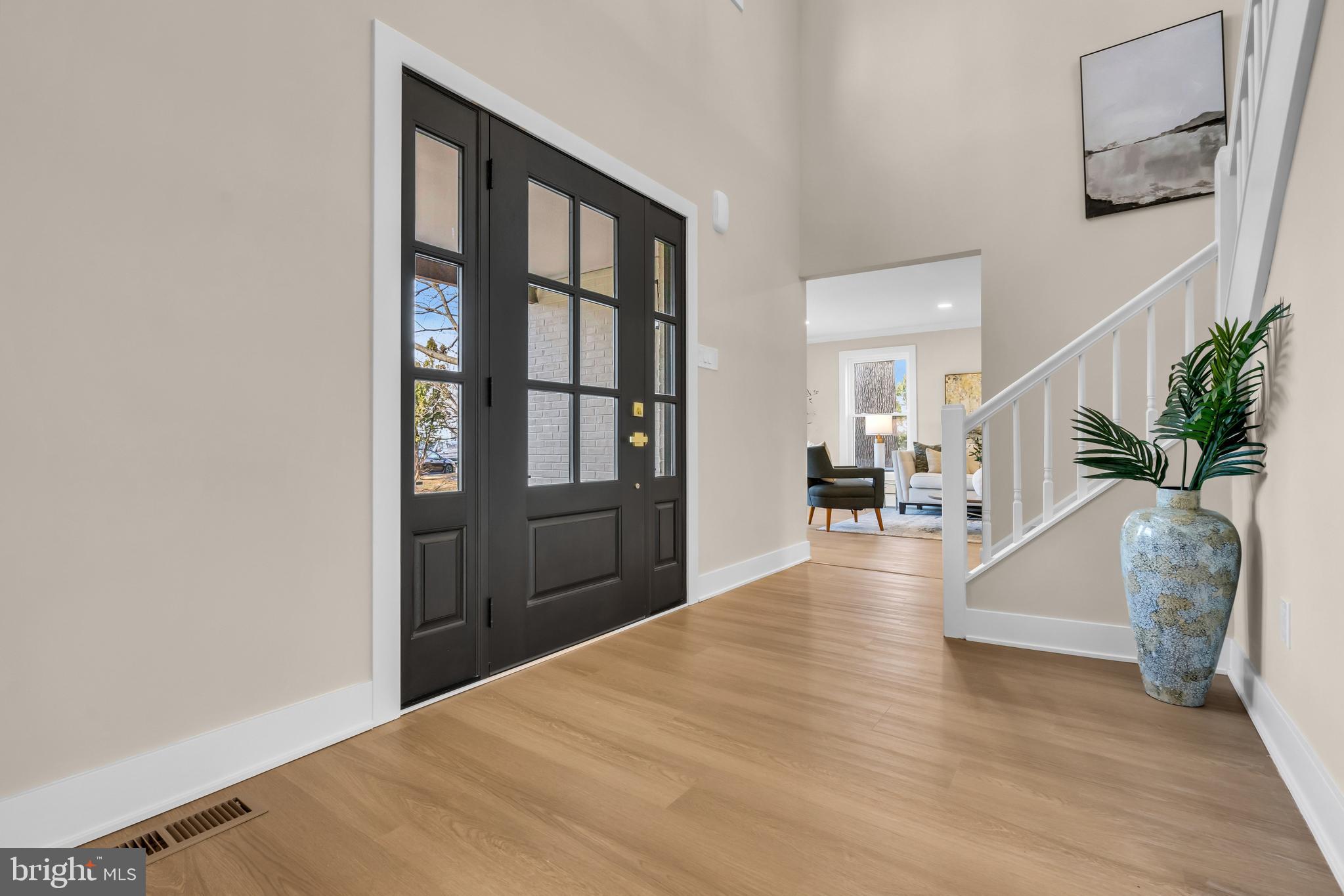2227 Sand Trap Road Jamison, PA 18929 - Photo 6 of 79 a living room with furniture and a potted plant