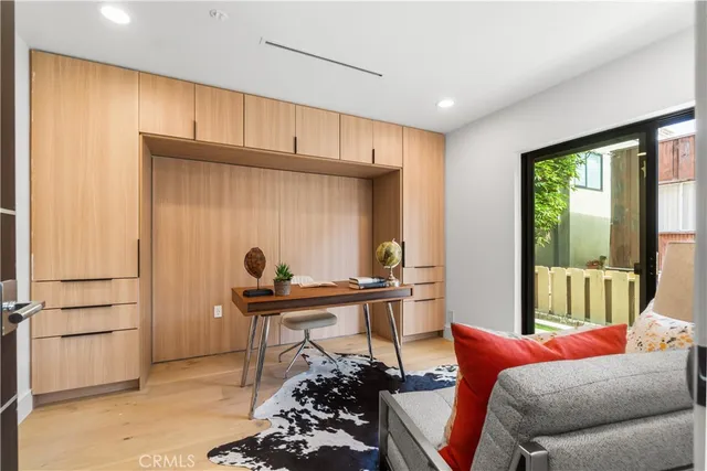 $5,399,000 | 214 El Porto Street, Manhattan Beach, CA 90266