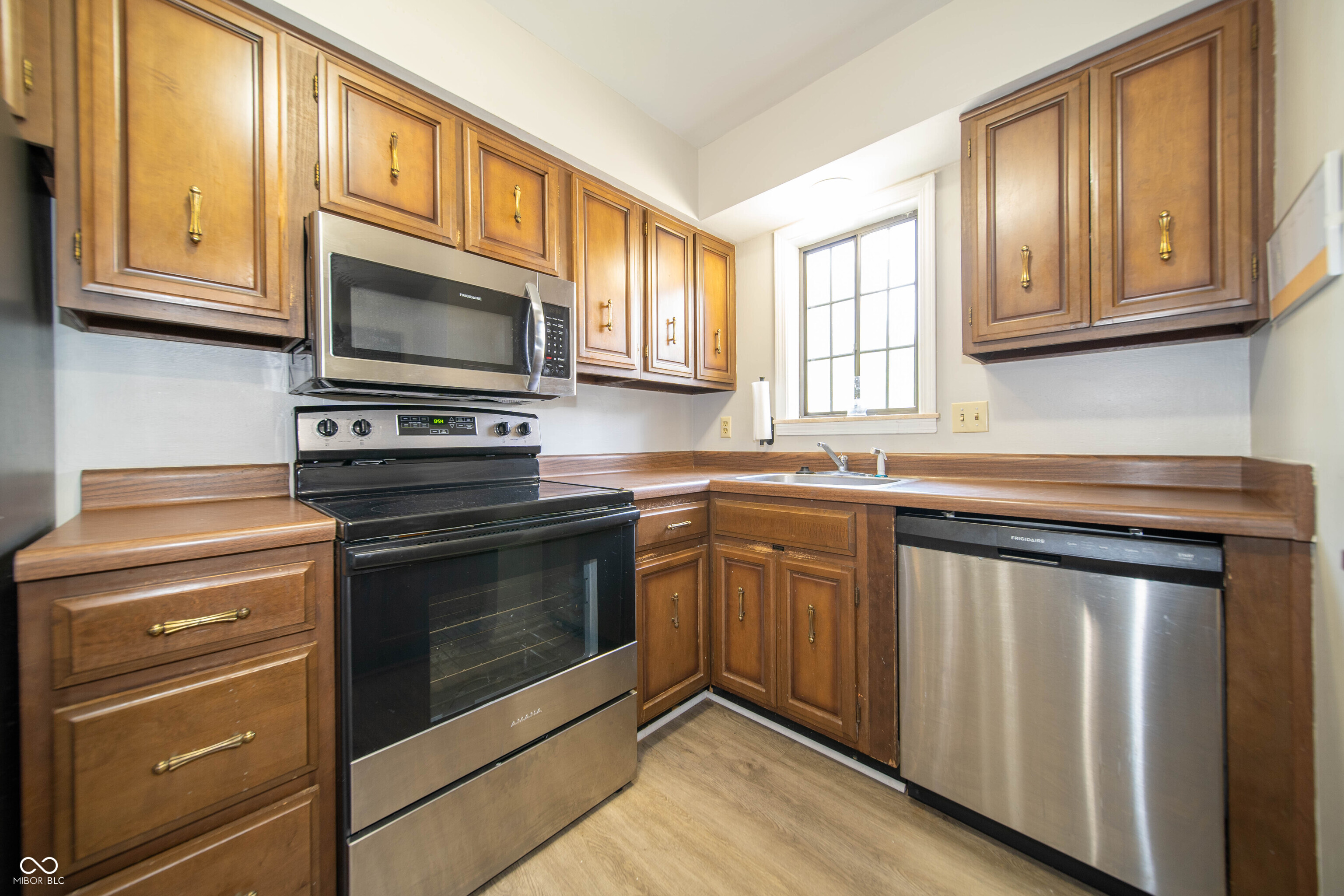 2257 Rome Drive Indianapolis, IN 46228 - Photo 7 of 21