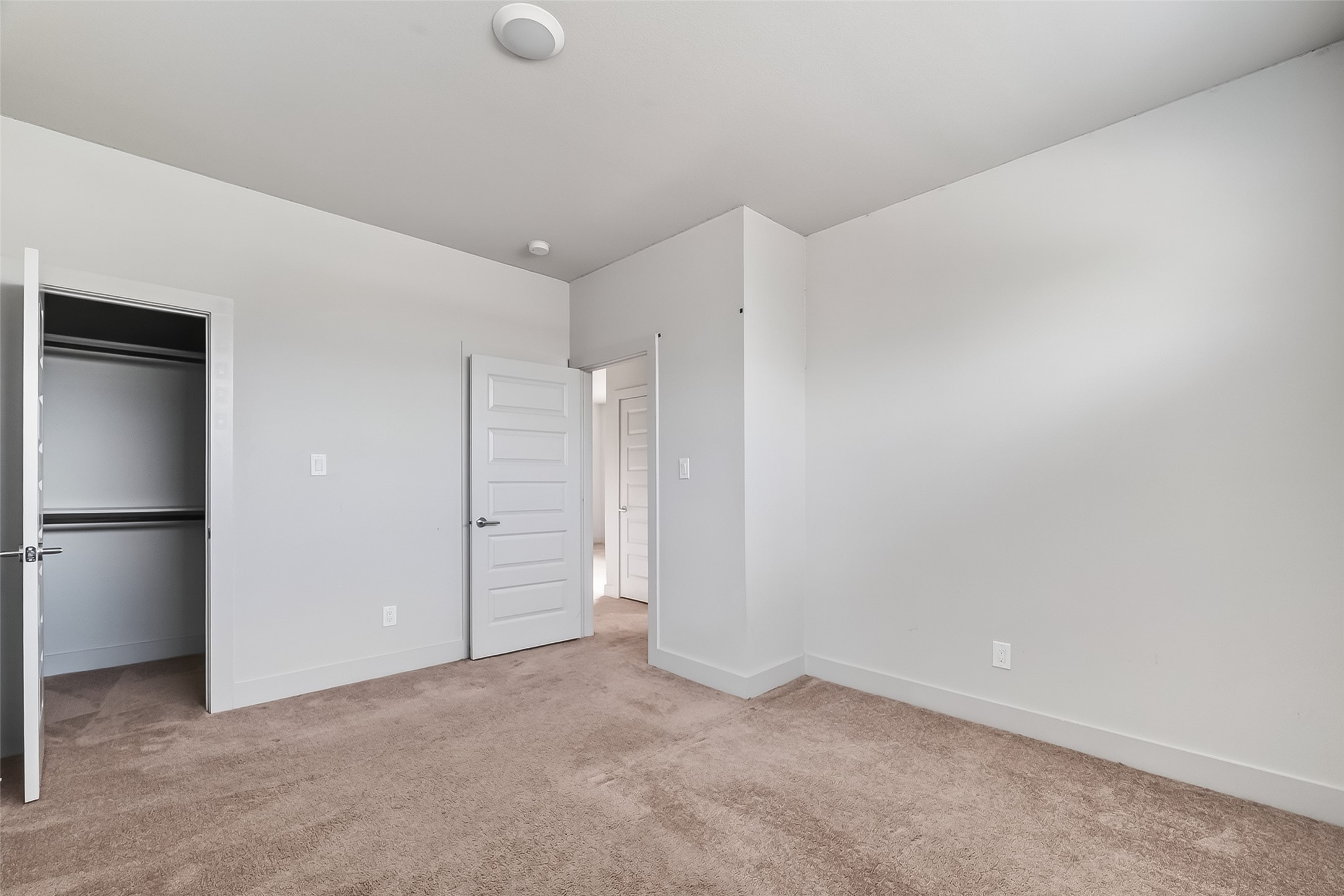 5703 Pampero Lane Houston, TX 77092 - Photo 24 of 41 a view of an empty room