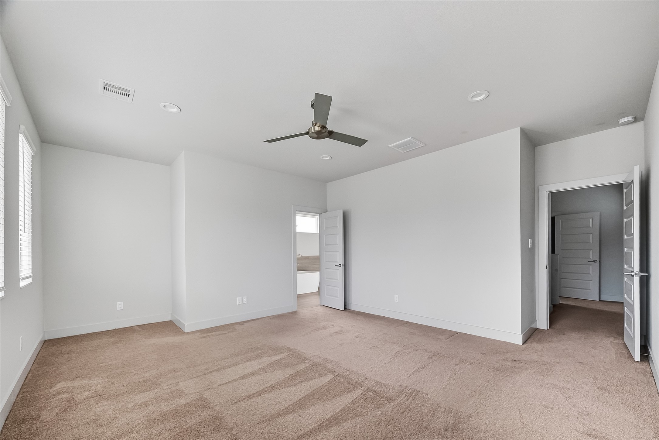 5703 Pampero Lane Houston, TX 77092 - Photo 31 of 41 a view of an empty room