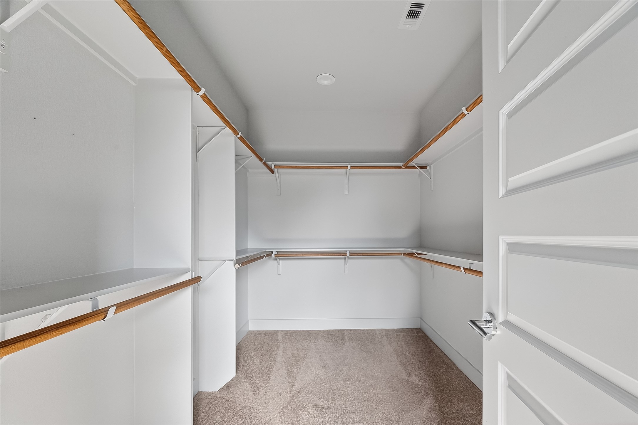 5703 Pampero Lane Houston, TX 77092 - Photo 36 of 41 a view of an empty walk in closet