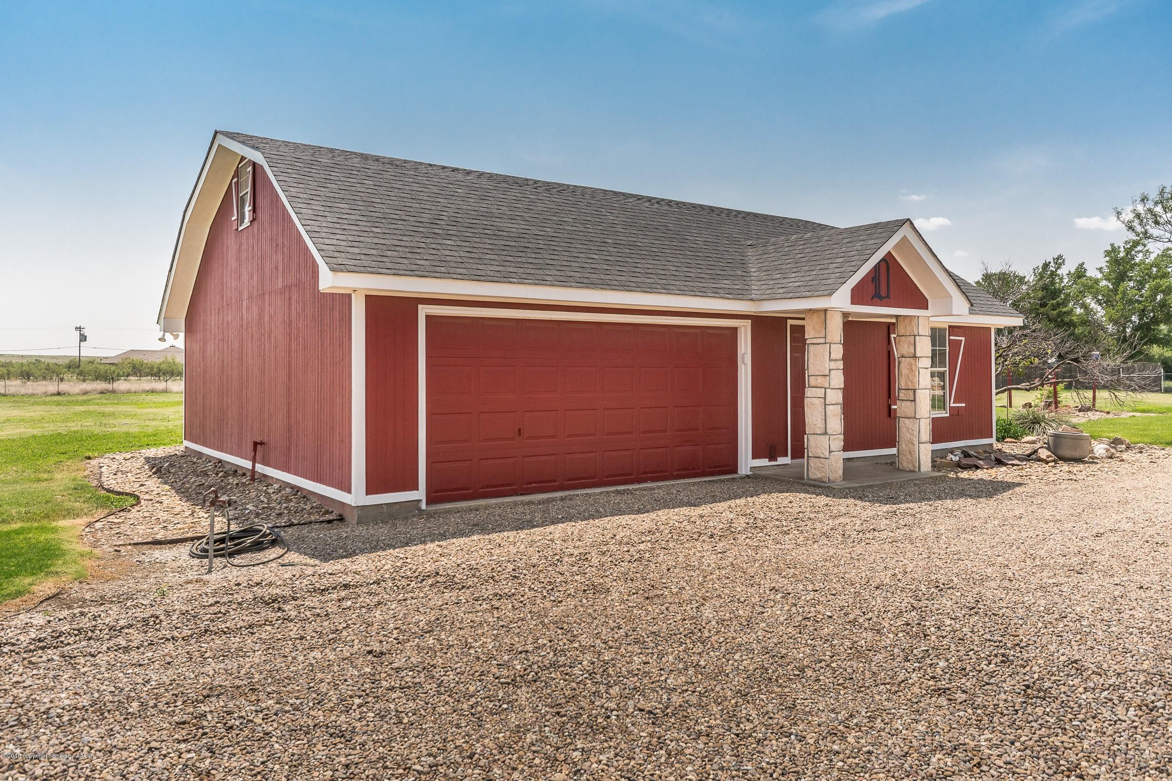 4201 Soncy Road Amarillo, TX 79124 - Photo 38 of 41 038_Barn