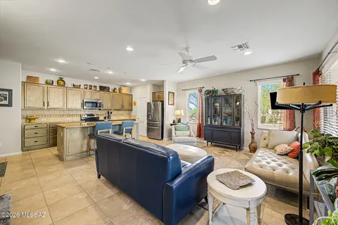 $330,000 | 1762 Burning Hill Drive, Green Valley, AZ 85614