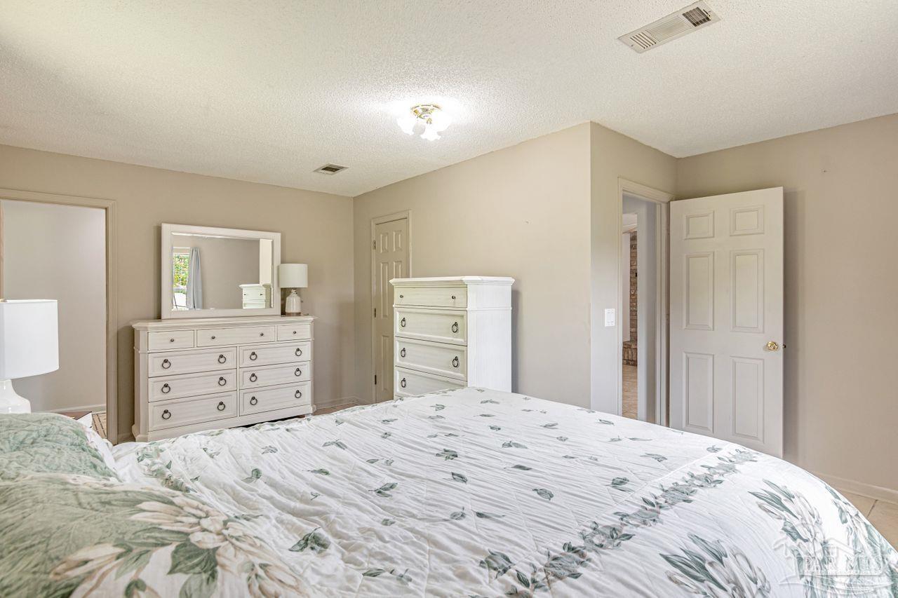 10449 Bernice Road Milton, FL 32583 - Photo 23 of 57 Gallery Image 23