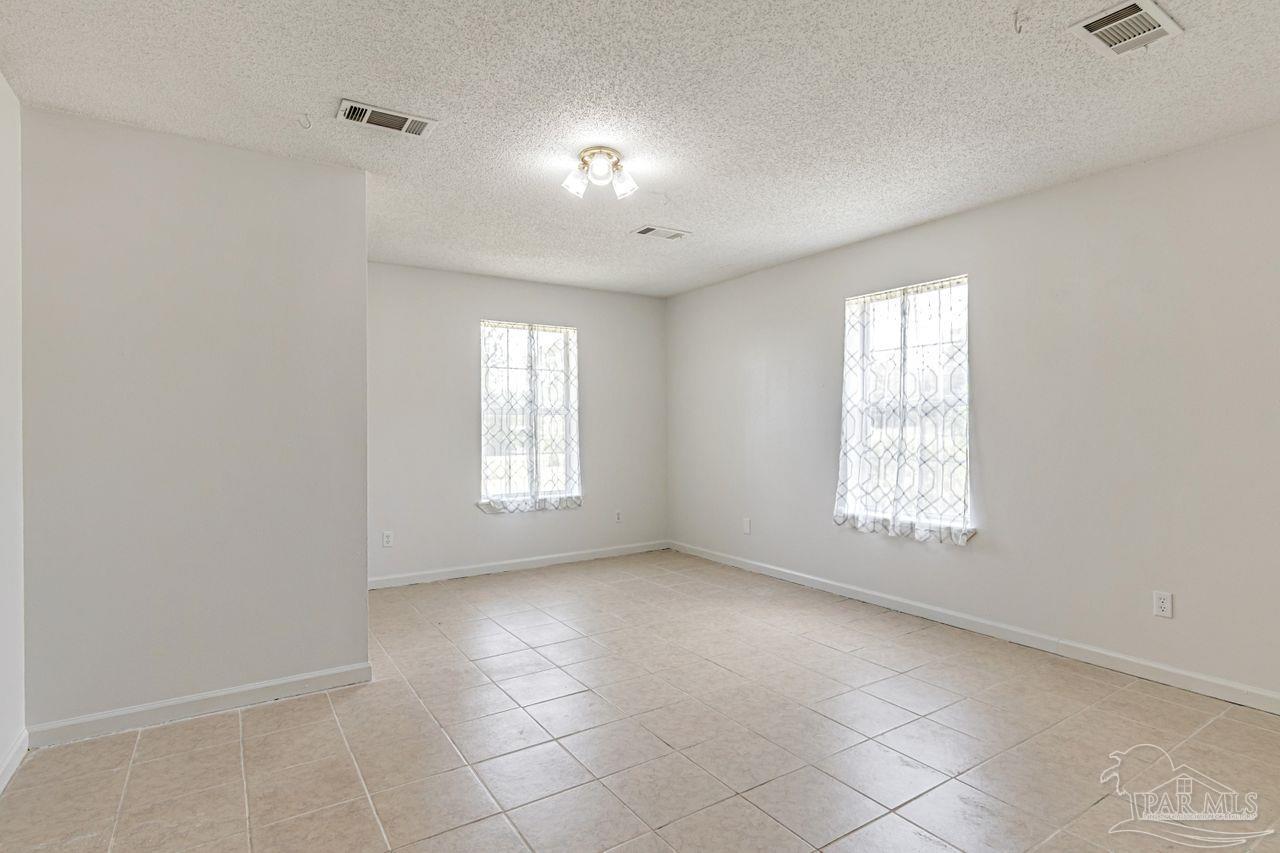10449 Bernice Road Milton, FL 32583 - Photo 25 of 57 Gallery Image 25