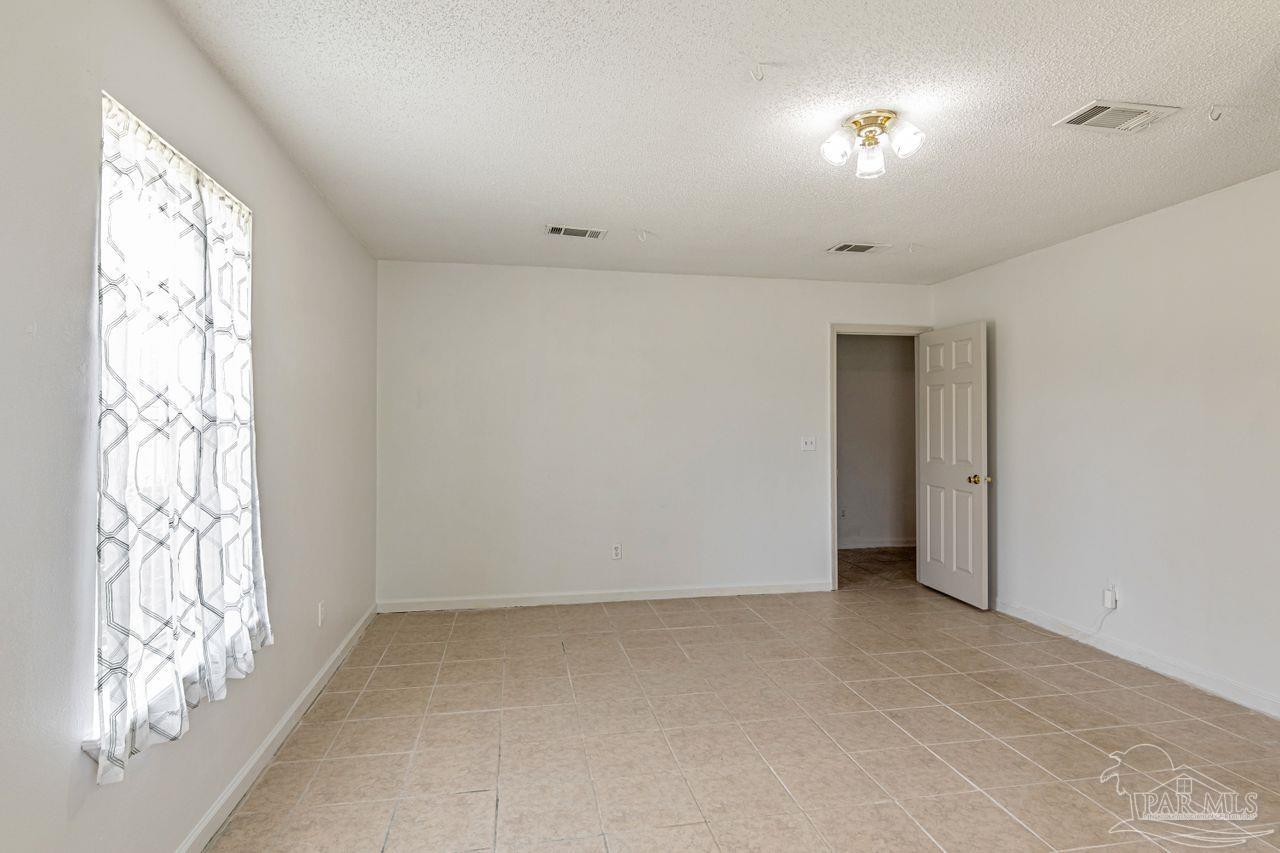 10449 Bernice Road Milton, FL 32583 - Photo 26 of 57 Gallery Image 26