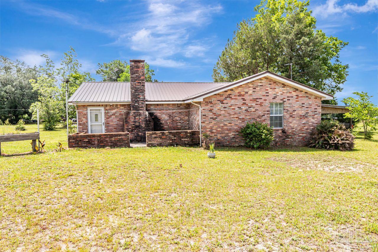 10449 Bernice Road Milton, FL 32583 - Photo 6 of 57 Gallery Image 6