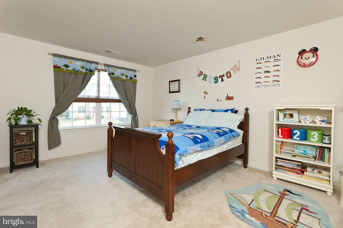 6908 Granite Ridge Court Baltimore, MD 21209 - Photo 17 of 30 Bedroom