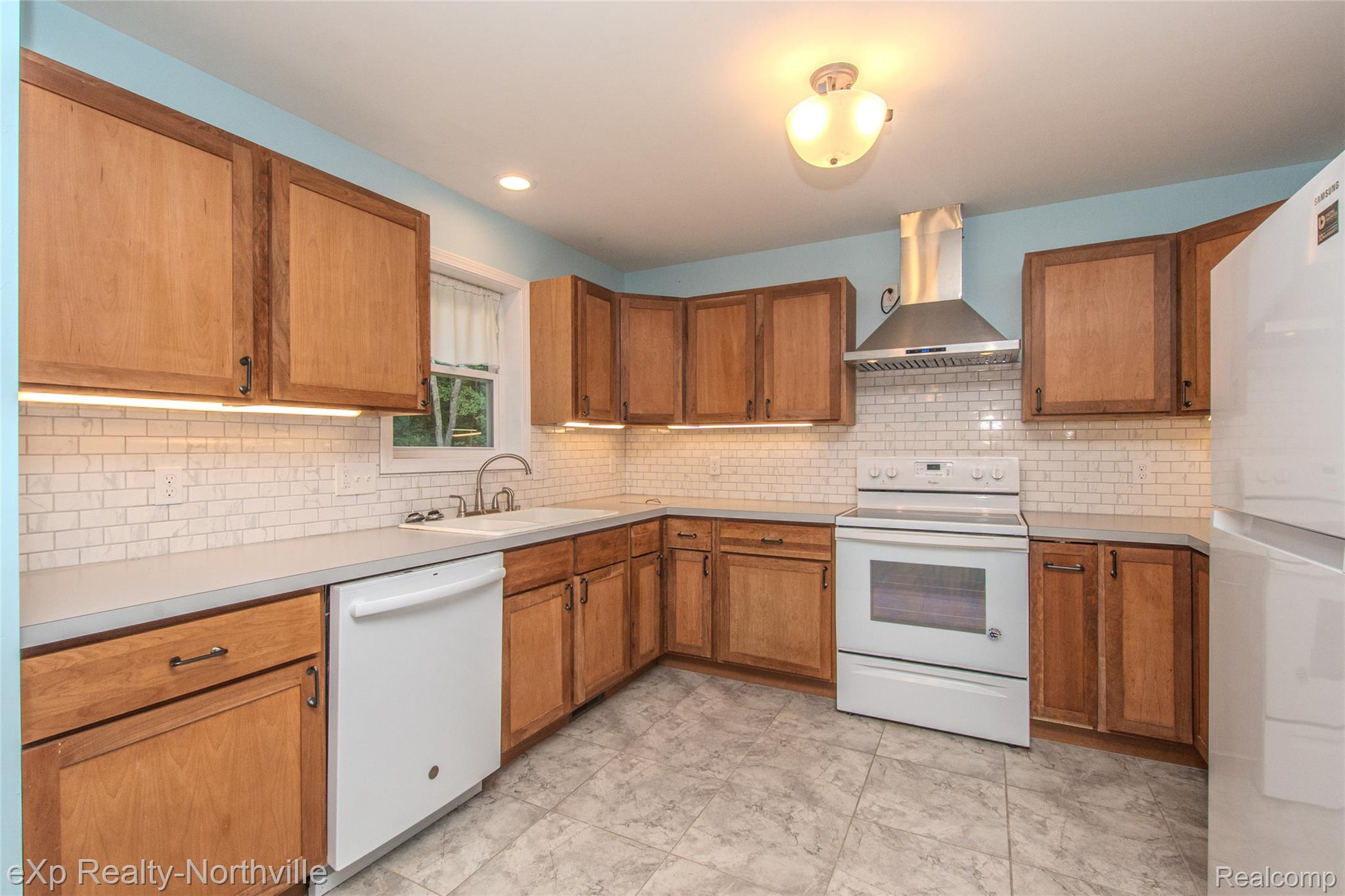 1765 Parker Road Holly, MI 48442 - Photo 12 of 46 00__24.jpg