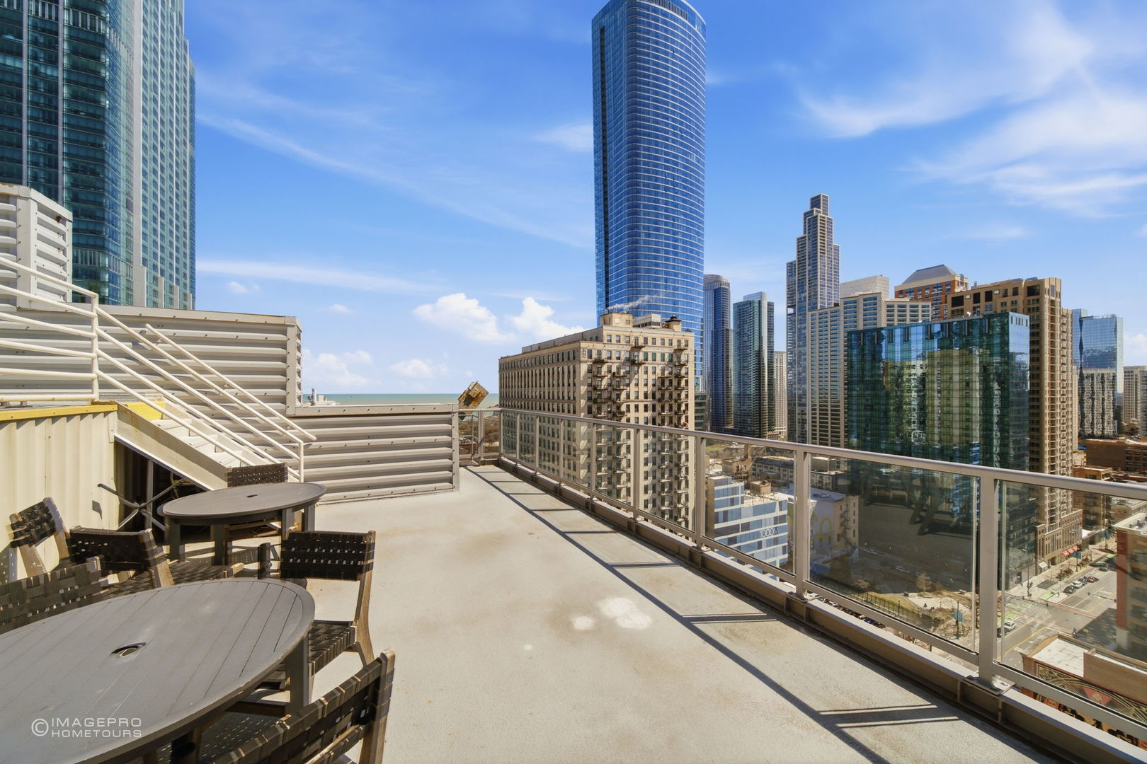 40 East 9th Street, Unit 712 Chicago, IL 60605 - Photo 14 of 26 a view of a balcony with city view