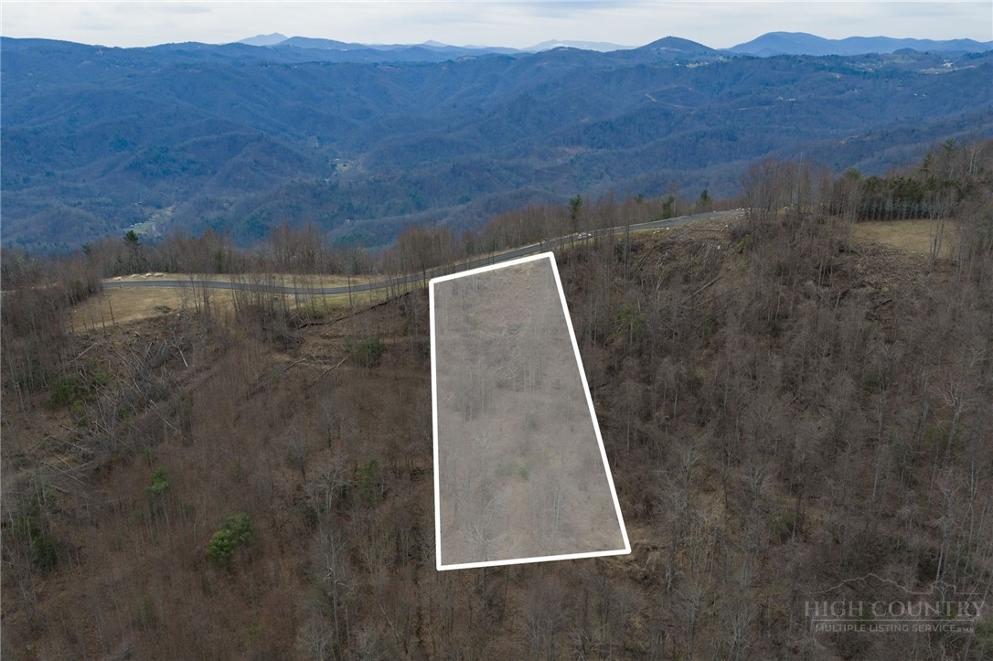 147 Angelfire Trail Deep Gap, NC 28618 - Photo 9 of 10 a view of outdoor space and mountain view