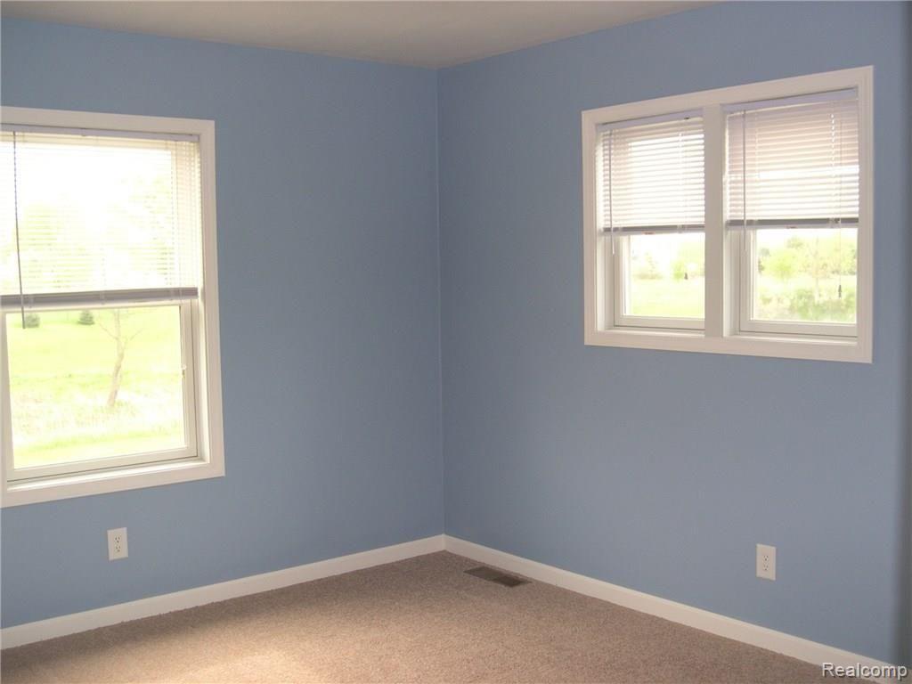 1047 Marsh Ridge Brighton, MI 48114 - Photo 20 of 25 BEDROOM 3