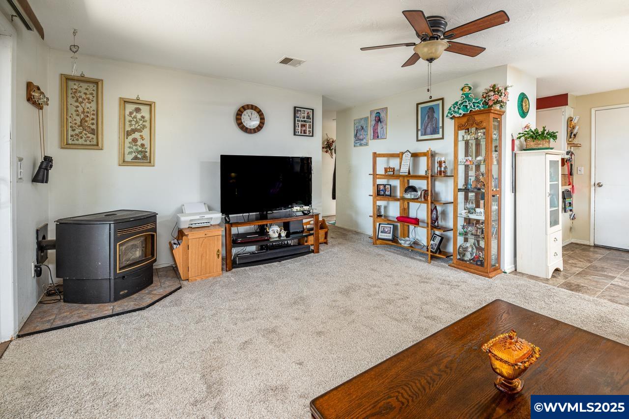 930 West Airway Road Lebanon, OR 97355 - Photo 19 of 40 Gallery Image 19