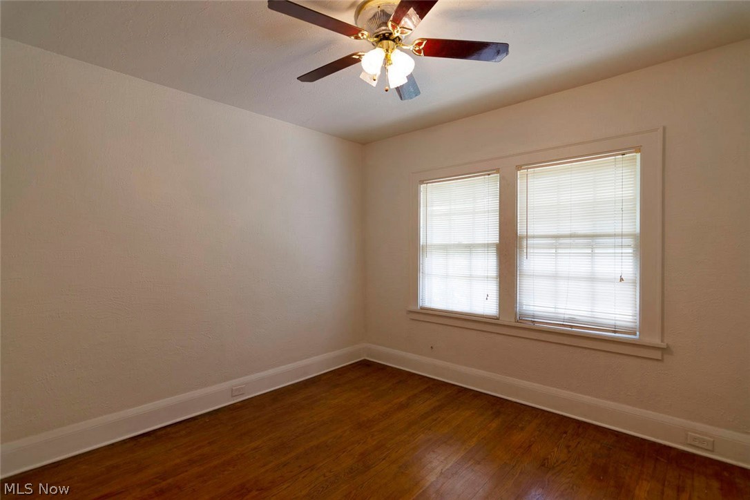 3354 Ashby Road Cleveland, OH 44120 - Photo 27 of 35 Top unit bedroom #1